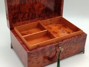 Iberian Thuya Boxe