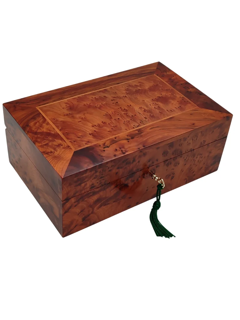 Royal thuya Box