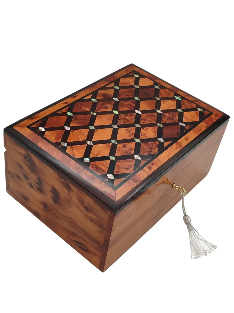 Royal_Thuya_Boxes