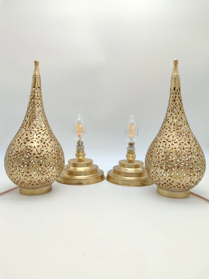 Magic_Handmade_DUO_teardrop-shaped-Lamp