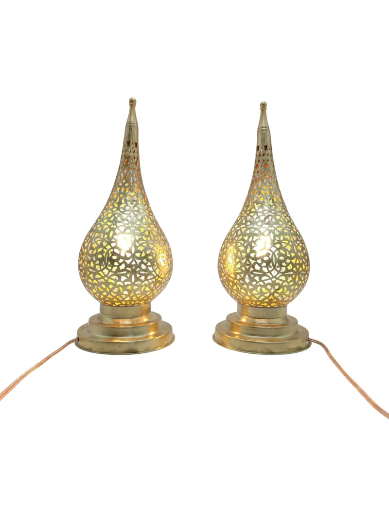 Magic_Handmade_DUO_teardrop-shaped-Lamp