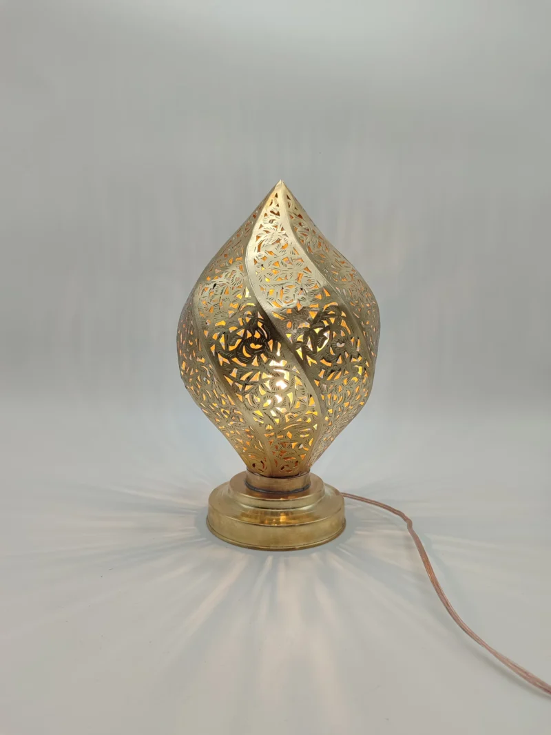 Magic_Handmade_Lamp_flame