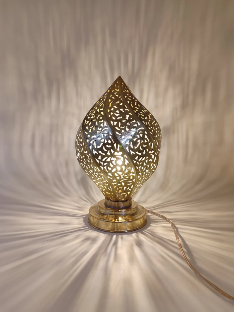 Magic_Handmade_Lamp_flame