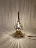 Magic_Handmade_teardrop-shaped-Lamp