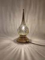 Magic_Handmade_teardrop-shaped-Lamp