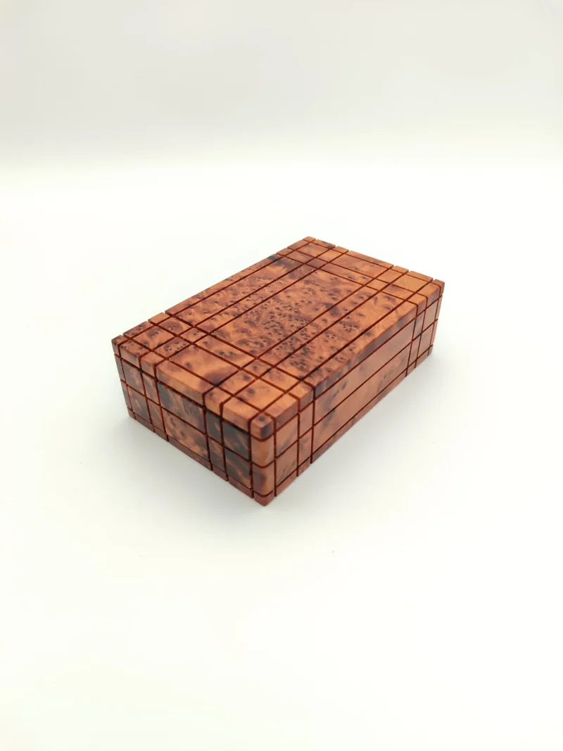 Wooden_Utensils_Box-secret