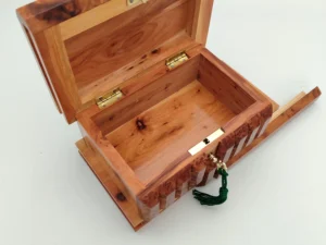 Wooden_Utensils_Secret_Thuya_Box