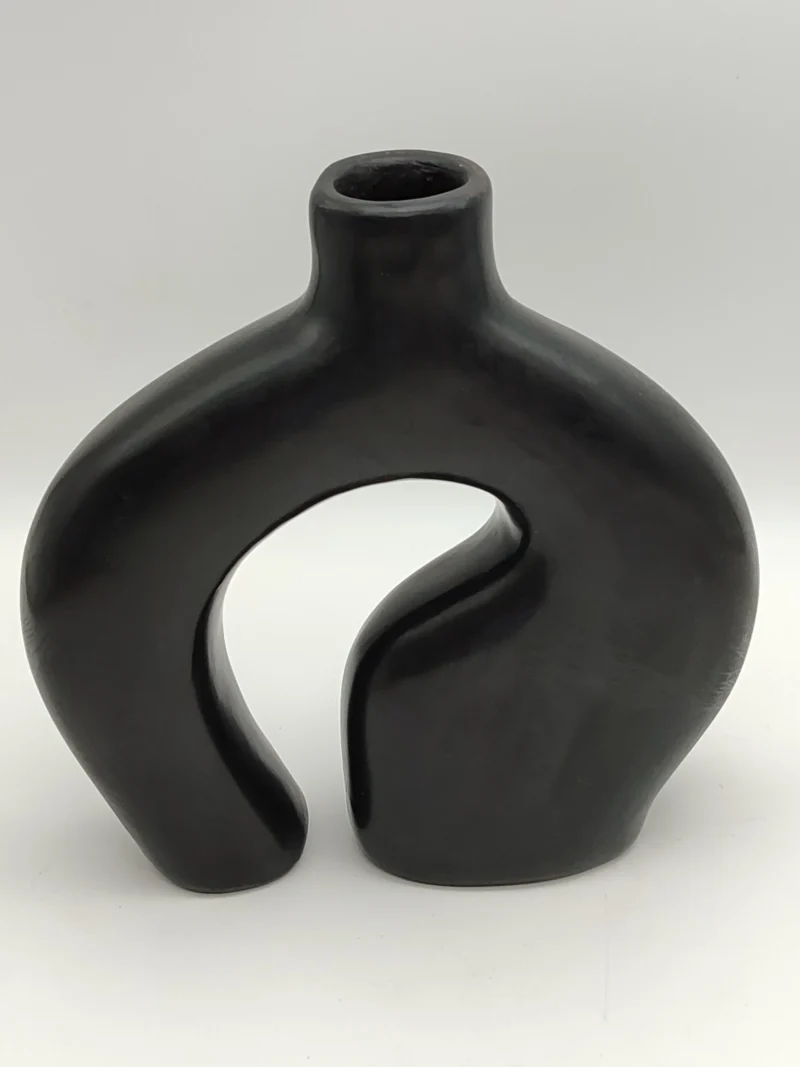 Bohemian_Handmade_Black_vase