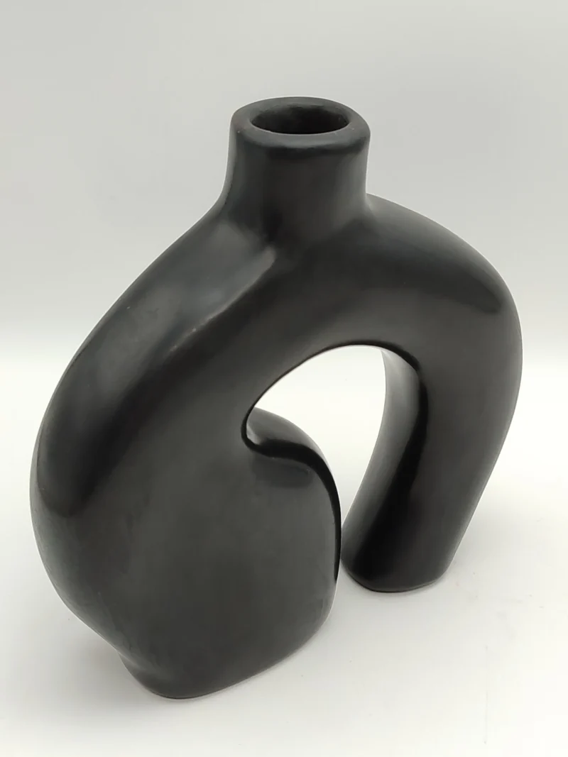 Bohemian_Handmade_Black_vase