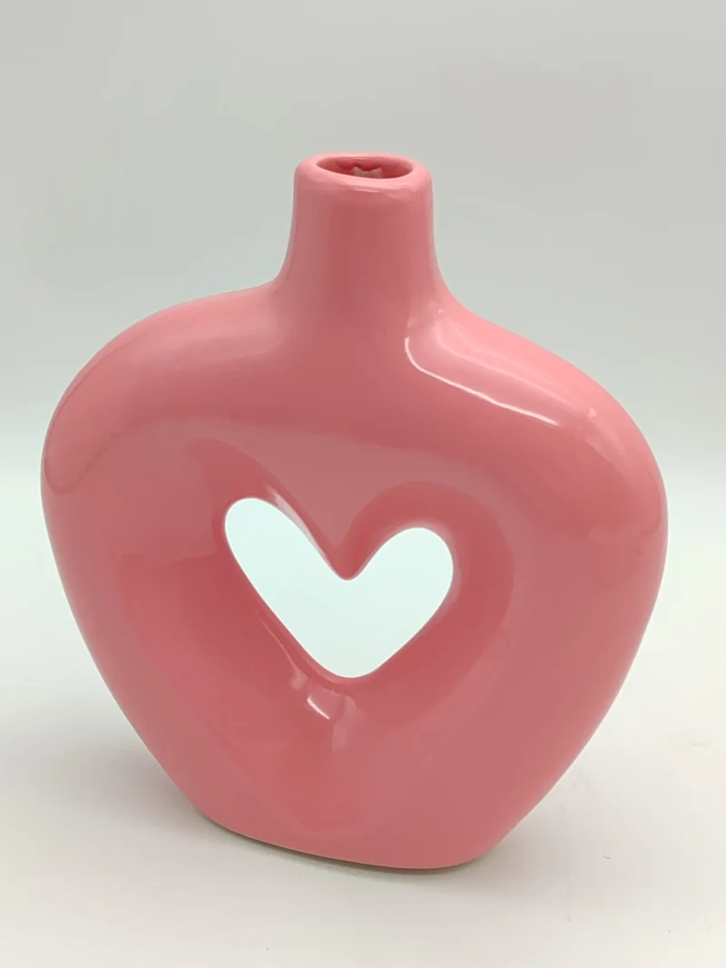 Bohemian_Handmade_heart-shaped_vase